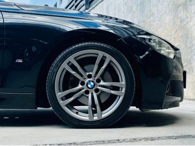2019 BMW 330e M Sport Plug-in Hybrid โฉม F30 รูปที่ 5
